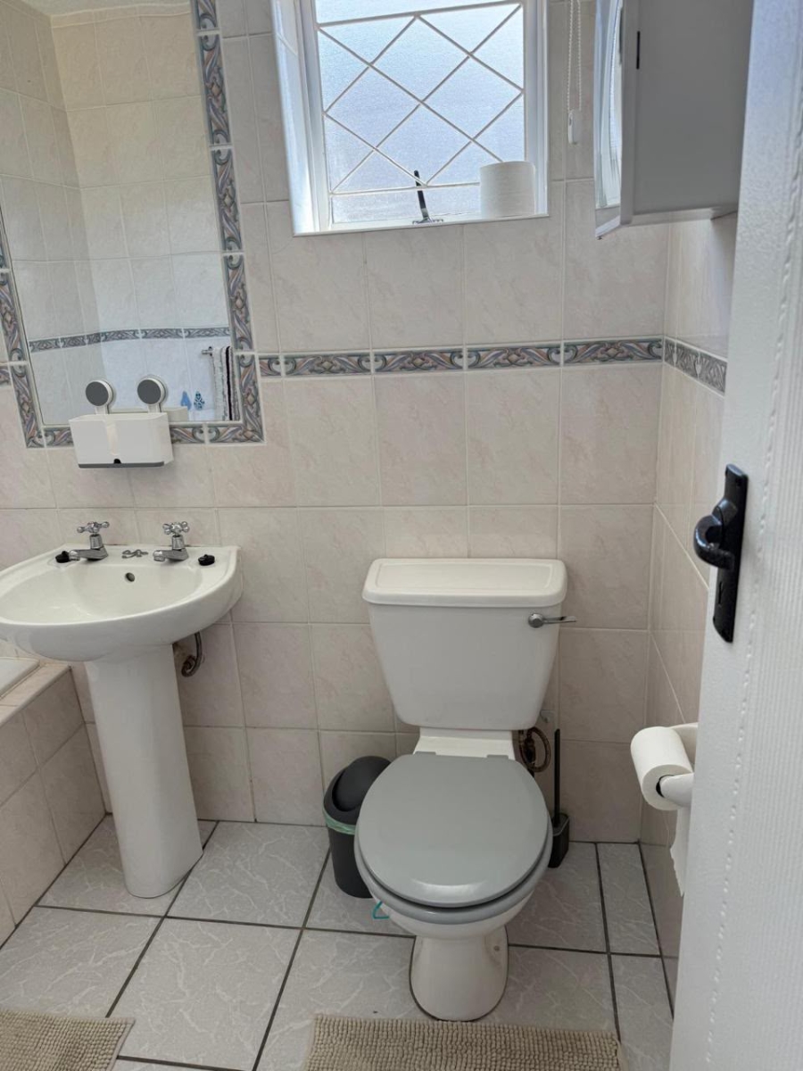 2 Bedroom Property for Sale in Hartenbos Heuwels Western Cape